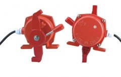 DSLS-S雙向拉繩開(kāi)關(guān)，手動(dòng)復(fù)位輸送機(jī)跑偏開(kāi)關(guān)