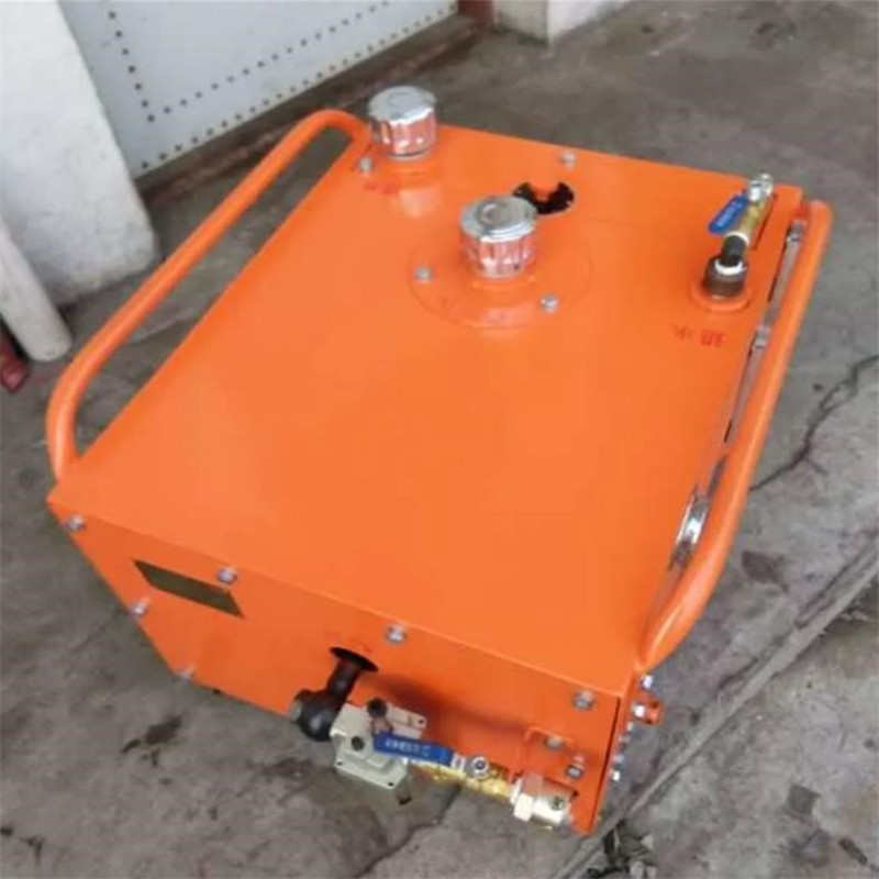 �V�Ú��(d��ng)עҺ�����F(xi��n)؛����(y��ng)ZBQ-7.5/2.5